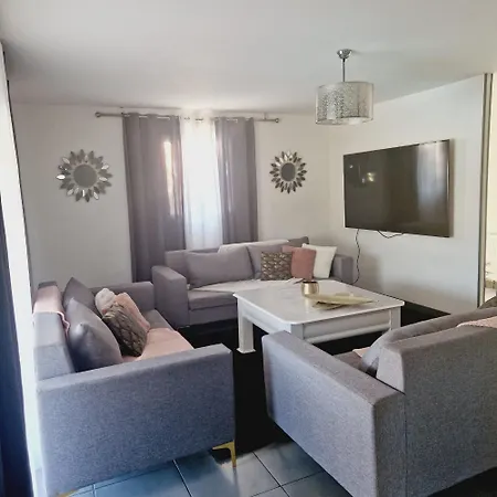 Holiday home Matignon