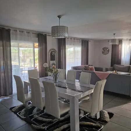 Holiday home Matignon *
